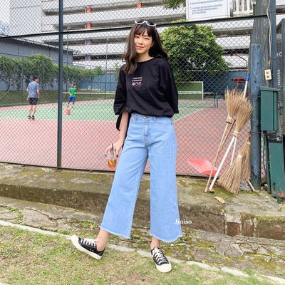 Inspirasi OOTD Keren dengan Celana Kulot Jeans