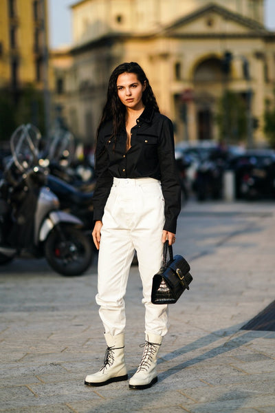 Combat Boots untuk Outfit Kamu!